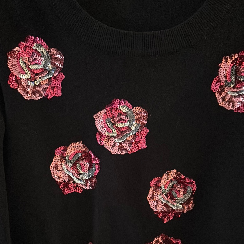 Elegant Black Sweater with Pink Sequin Floral Design - Picture 3 of 4